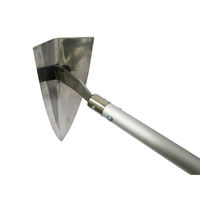 大進 アルミ柄 ステンレス三角ホー 1350mm柄 4939736501504 1丁（直送品）