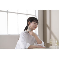 アイリスオーヤマ ビューティーケアガン コンパクト 小型 ハンディマッサージャー ボディーケア FRT-M01-T 1台