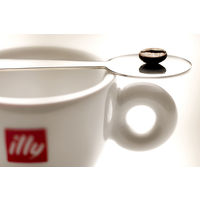 【コーヒー豆】イリー（illy)ブレンド　ミディアムロースト（クラシコ） 1箱（250g×12缶入）