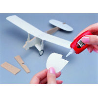 【瞬間接着剤】 スリーエム ジャパン Scotch（スコッチ） スコッチ(R)強力瞬間接着剤 液状タイプ 7004S 1本