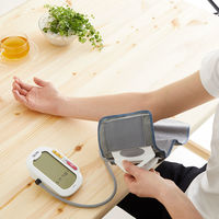 デジタル血圧計（上腕式） BP-223 1台　タニタ