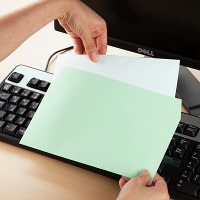 ムトウユニパック ナチュラルカラー封筒 長3横型 グリーン　テープ付 100枚