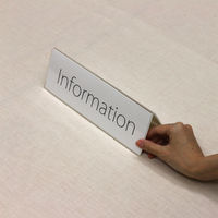 プラス V型カード立 CT-101V 1個