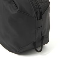 ポーチ　撥水 WR持ち手付きポーチ ブラック LAKOLE/ラコレ