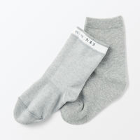 無印良品 キッズ 足なり直角 靴下（３足組） １５～１９ｃｍ オフ白・グレー・黒 良品計画