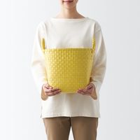 無印良品 再生ポリプロピレン入り 梱包用バンド 手編みバスケット 中 イエロー 約直径３３×高さ２５ｃｍ 良品計画