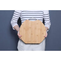 不二貿易 まな板 32cm D型 竹製 持ち手付き バンブーカッティングボード 460224 1個（直送品）