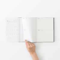 無印良品 一覧できるスケジュール帳 マンスリー デイリー ２０２５年１２月始まり 月曜始まり Ａ５ 黒 良品計画