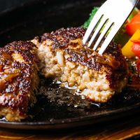 オンラインギフト　URLですぐ納品　デジタルギフト　ステーキ屋さんの極上＆特選牛生ハンバーグ 桔梗-Kikyo-(ハンバーグ2種計5個ソース（直送品）