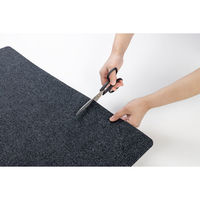 サンコー おくだけピタッ ゲーミングデスクマット ダークグレイ KX-75 床保護 ずれない デスク 洗える おくだけ吸着 日本製 1個（直送品）