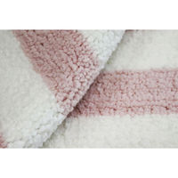 オカトー バスマット sofmore 45×60cm ピンク 373239 1個（直送品）