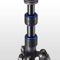 サンワダイレクト カメラ三脚（一眼レフ・デジカメ対応・5段階高さ調節・水準器搭載） 200-CAM031 1個（直送品）