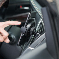 サンワダイレクト iPhone XS/XS Max/XR対応スマートフォン車載ホルダー 200-CAR048 1個（直送品）