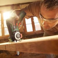 BOSCH コードレスマイクロソー CUT1108 1個