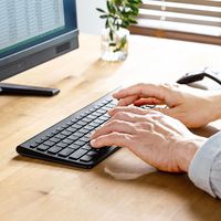 ワイヤレスキーボード　無線　パンタグラフ　コンパクト　ブラック　SKB-WL31BK　サンワサプライ　1個（直送品）