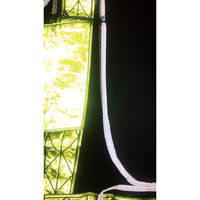 三ツ星貿易 サイズ調整型台形シート付き 高輝度安全ベスト MV70ーGWーT 1枚（直送品）