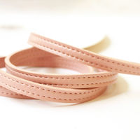 日本紐釦貿易 合皮スムーステープ ピンク 幅約10mm 5mカット切り売り PLT1010-P-5M 1枚（直送品）
