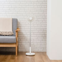 ライフオンプロダクツ 折りたたみコードレスリビングファン 首振り機能付 ホワイト LCAF031-WH 1台