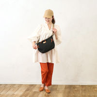 センバドー 多収納にこだわった大人はっ水ショルダー BK 623-4911 1個（直送品）