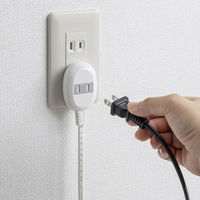 サンワサプライ  プラス1個口便利タップ（2P・3個口＋1個口・1m） TAP-B9-1K（直送品）