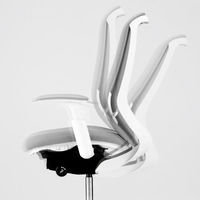 【無料引取付き】C637XR FSF7 |オカムラ シルフィー 肘なし 背クッション ハイバック ブラックボディ 樹脂脚 ベージュ 1脚（直送品）