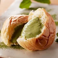 【手土産やお祝いの贈り物に】 八天堂 プレミアムフローズン くりーむパン 12個詰合せ ギフトカード　二重封筒（直送品）