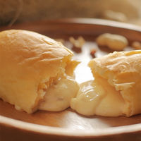 【手土産やお祝いの贈り物に】 広島  「八天堂」  くりーむコッペパン 3種9個 詰合せ ギフトカード　二重封筒（直送品）