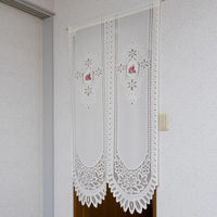 ユニベール 暖簾 バラ柄 レース調 シンプル カメオ風 バテンバラ 850×1500mm ローズ 1枚（直送品）