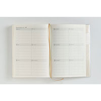 高橋書店 【2026年4月版】5年日記 B6 5年連用 クリーム 957 1冊（直送品）