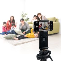 サンワダイレクト タブレットホルダー（三脚ホルダー・iPadホルダー・5インチスマホ対応・12.9インチ対応・金属製・タブレットスタンド） 1個（直送品）