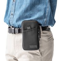 サンワダイレクト リュックベルト用スマホポーチ（ベルト取付・3通り設置可能・ブラック） 200-BAGOP1BK 1個（直送品）