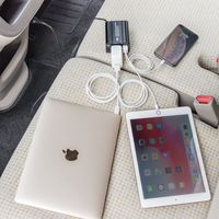 サンワダイレクト カーインバーター（ACコンセント・USB電源・120W・12V・アルミ筐体・2.4A USB充電対応・擬似正弦波） 1個（直送品）