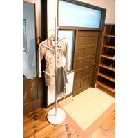 山善 YAMAZEN ツリーポールハンガー 幅300×奥行300×高さ1760mm サンドホワイト RTP-176(SWH) 1台（直送品）