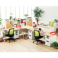 【組立設置込】プラス フラットライン L型デスク右用 幅1600×奥行1200×高さ700mm  天板メープル/脚ホワイト 1台（3梱包）（取寄品）