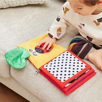 Sassy サッシー ふかふかしかけぬのえほん みつばち 1個 ダッドウェイ