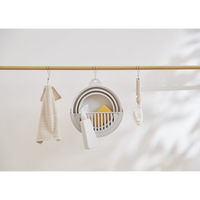 おりたためるバケツ8L ちょい置きトレー付 グレー 1個 伊勢藤