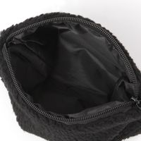 ボアスクエアポーチ ブラック LAKOLE/ラコレ