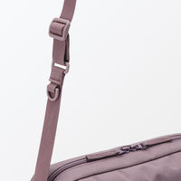 無印良品 背面ポケット付き 撥水ショルダーバッグ ラベンダー タテ１７×ヨコ２８×マチ６ｃｍ 良品計画