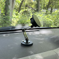 MagSafe対応 車載ホルダー ダッシュボード用 粘着固定 ロングアーム ブラック MagSafe非対応機種・ケースも使える 六角レンチ付（直送品）