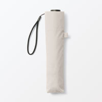 無印良品 晴雨兼用 軽量 折りたたみ傘 親骨の長さ５０ｃｍ アイボリー 良品計画