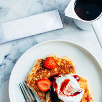 溝端紙工印刷 紙おしぼり パピエ ブロン 平型 1袋（100枚入）