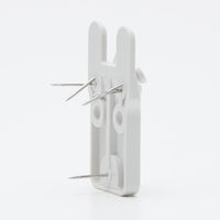 無印良品 壁に付けられる家具フック ウォールナット材 1セット（4個） 良品計画