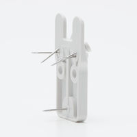 無印良品 壁に付けられる家具フック オーク材 1セット（4個） 良品計画