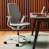 くろがね工作所 Steelcase SILQチェア アーム付 シーガル/カーボンメタリック グレージュ 418A000SC-F2（5W47） 1脚（直送品）