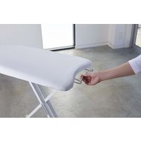 山崎実業 軽量スタンド式アイロン台 タワー ホワイト 774027 1台