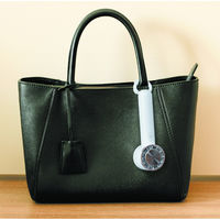 グローバル・ジャパン ペルチェクールハンディファン ピンク a3254830 1個（直送品）