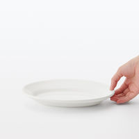 無印良品 磁器 リムオーバル皿 中 白 約２４×１６ｃｍ 1セット（1枚×2） 良品計画