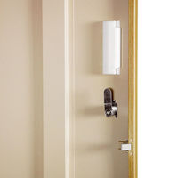 スマイル 木目調スチールロッカー 3連3人用 シリンダー錠 ライトブラウン/ブラック 幅900×奥行515×高さ1790mm 1台（取寄品）