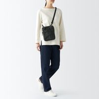 無印良品 ペン差し付き 撥水ショルダーバッグ 黒 良品計画