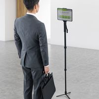 サンワダイレクト タブレットホルダー（三脚ホルダー・iPadホルダー・5インチスマホ対応・12.9インチ対応・金属製・タブレットスタンド） 1個（直送品）